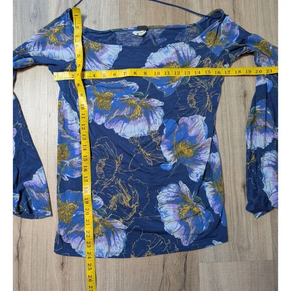 Free People We The Free Size L Birds of Paradise Off Shoulder Bell Sleeve *Flaw - Picture 8 of 9